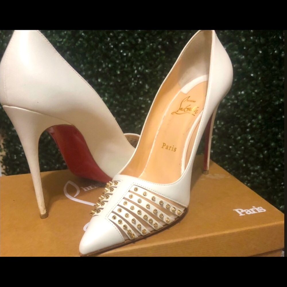 Christian louboutin Bareta size 39